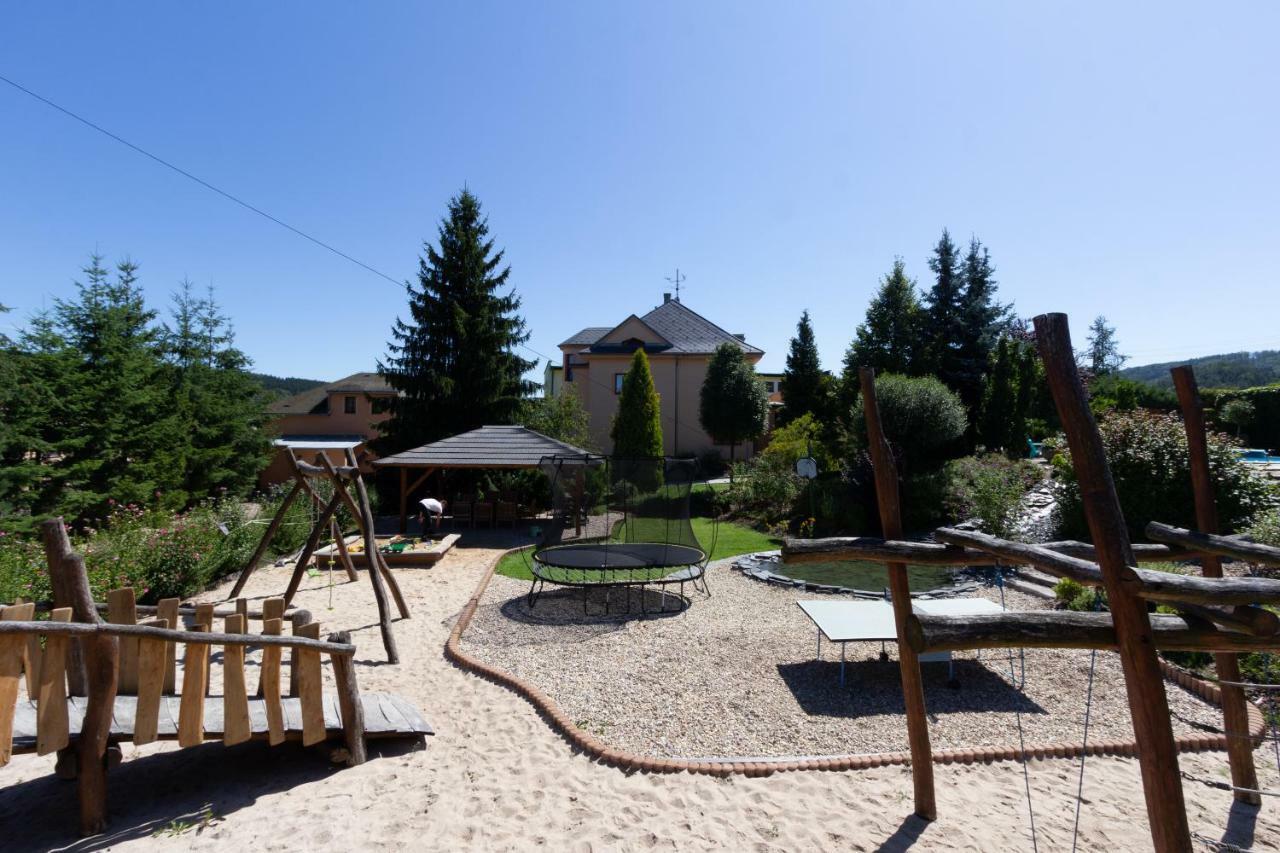 Apartmany Pemi Potstejn Exterior photo